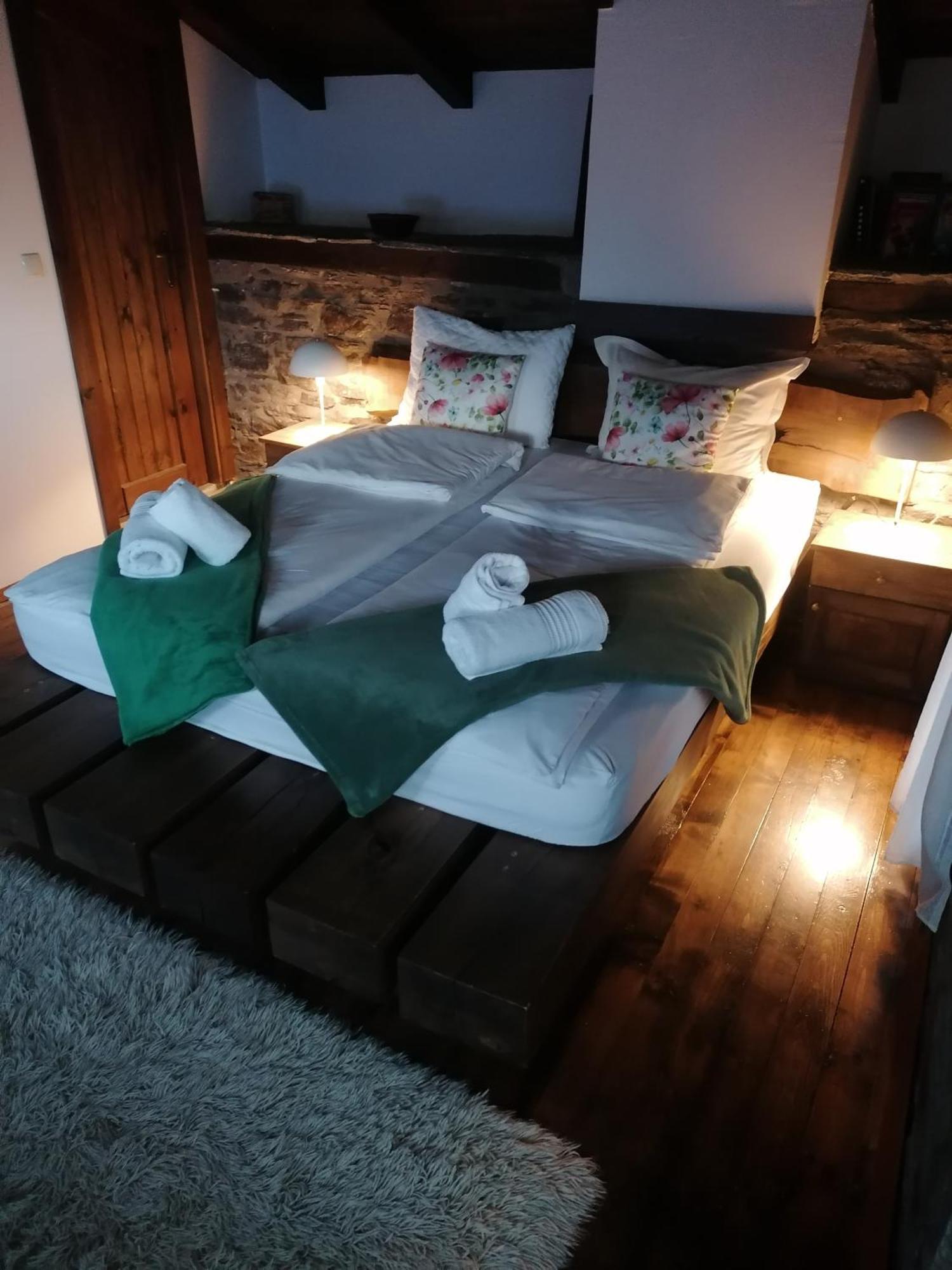 Yancheva Guest House Делчево Екстериор снимка