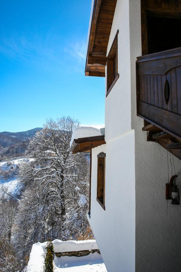 Yancheva Guest House Делчево Екстериор снимка